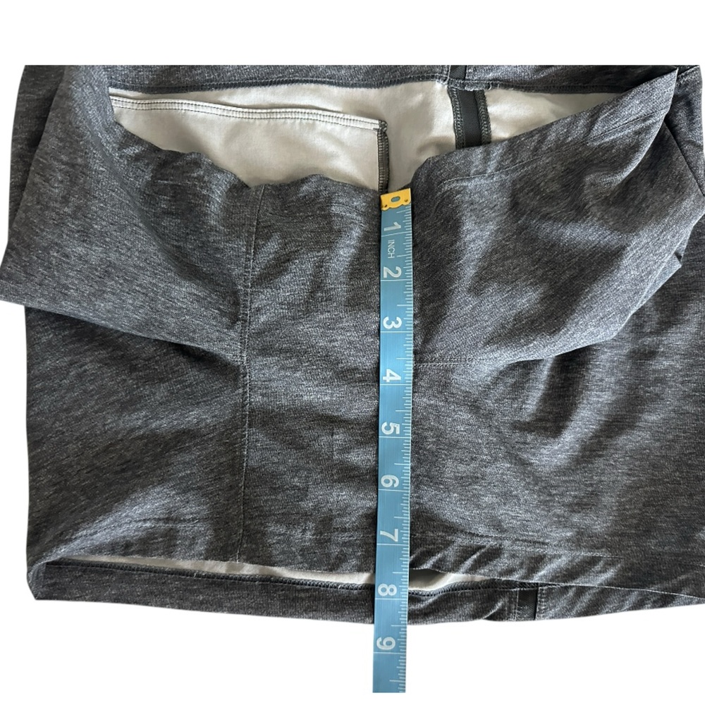 Lululemon Pace Breaker 9" inseam
Heathered Grey * Liner - Picture 12 of 15